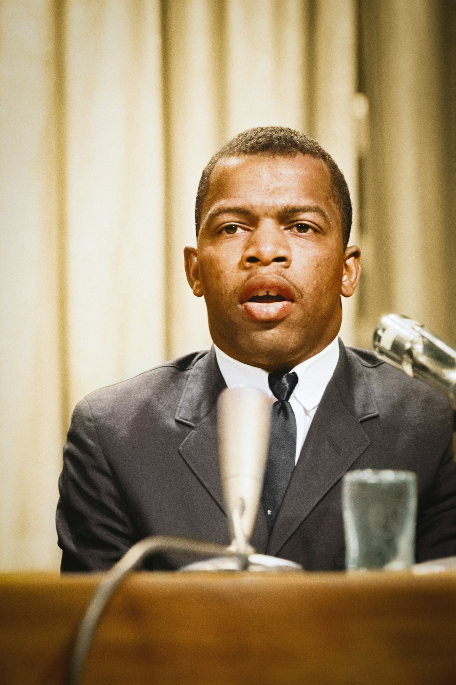 Profiles of Visionaries Who Changed The World